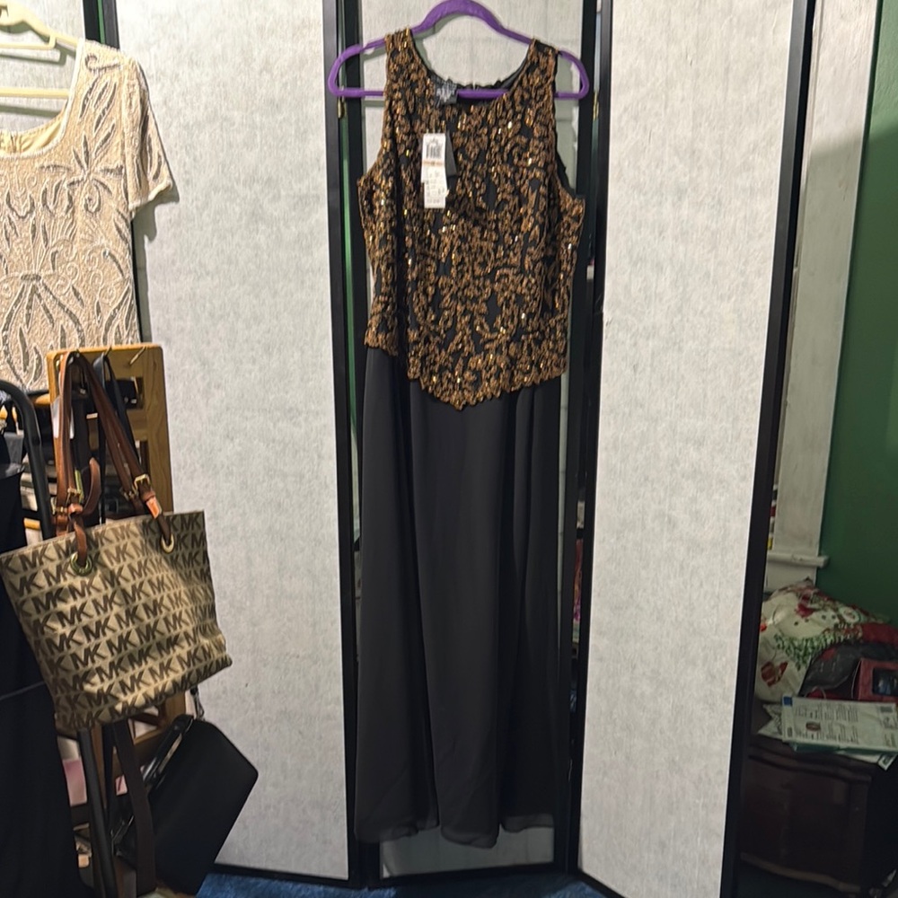 Elegant Black and Gold Women's Dress